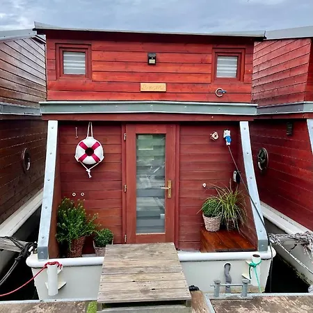 Båthotell Houseboat Ginger